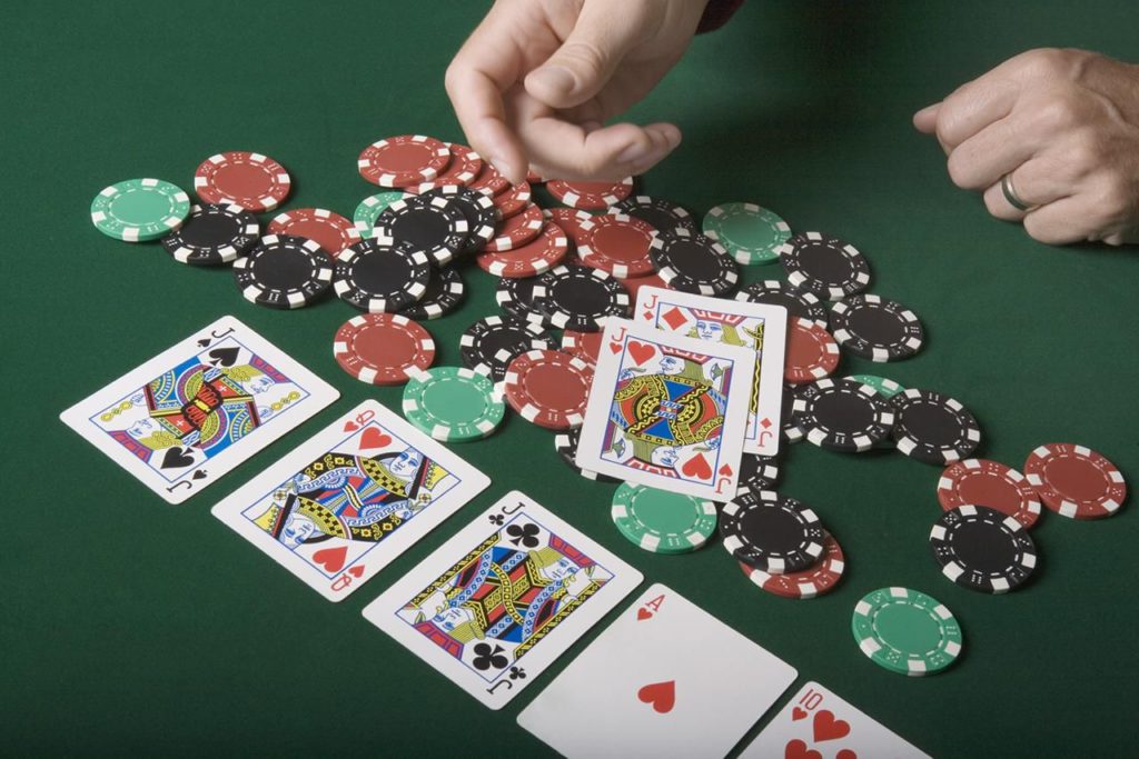Website Tertinggi Permainan Judi Poker Online Terbagus Di Nasional